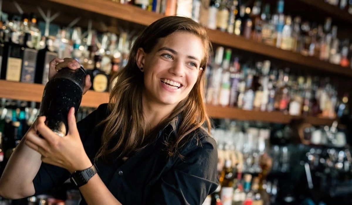 Holland America Introduces Exclusive Cocktails For Alaska & Europe Cruises