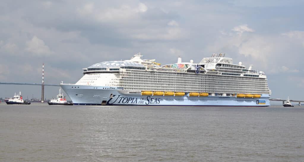 utopia of the seas royal caribbean oasis class