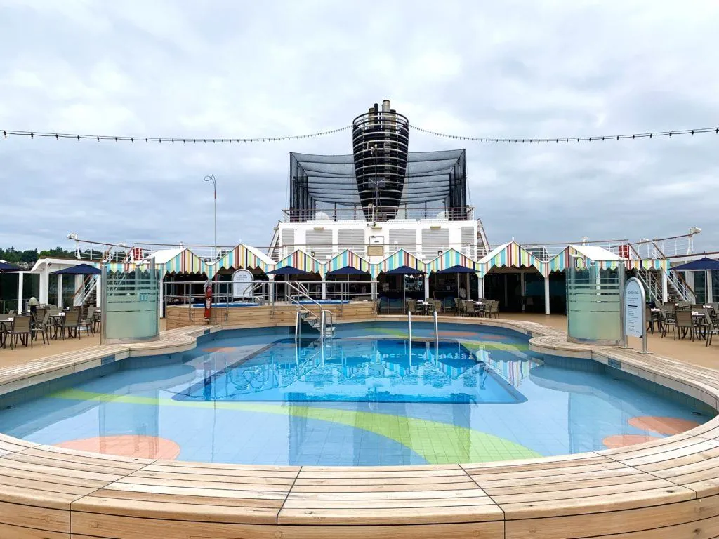 Nieuw Amsterdam Cruise Ship Review