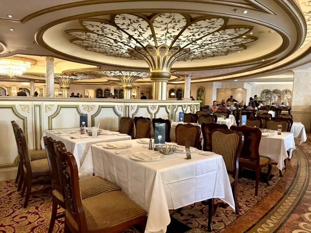 Disney Fantasy cruise review