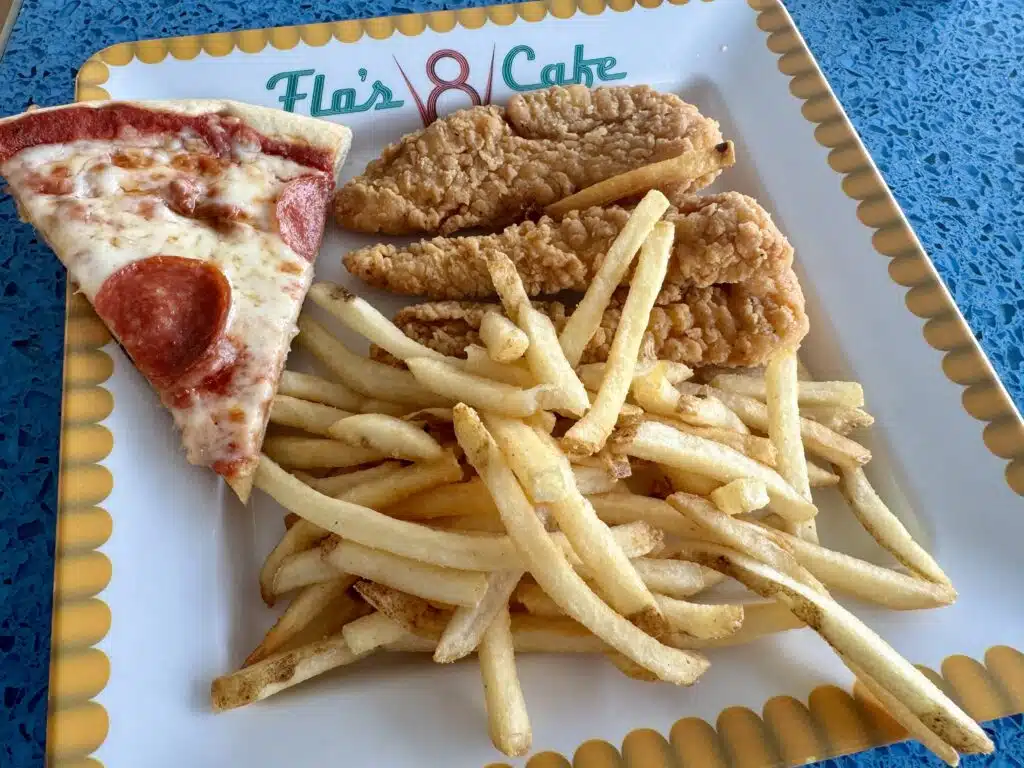 Disney Fantasy restaurants and menus